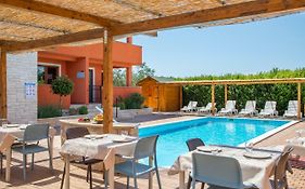 Hotel Natura Vilanija